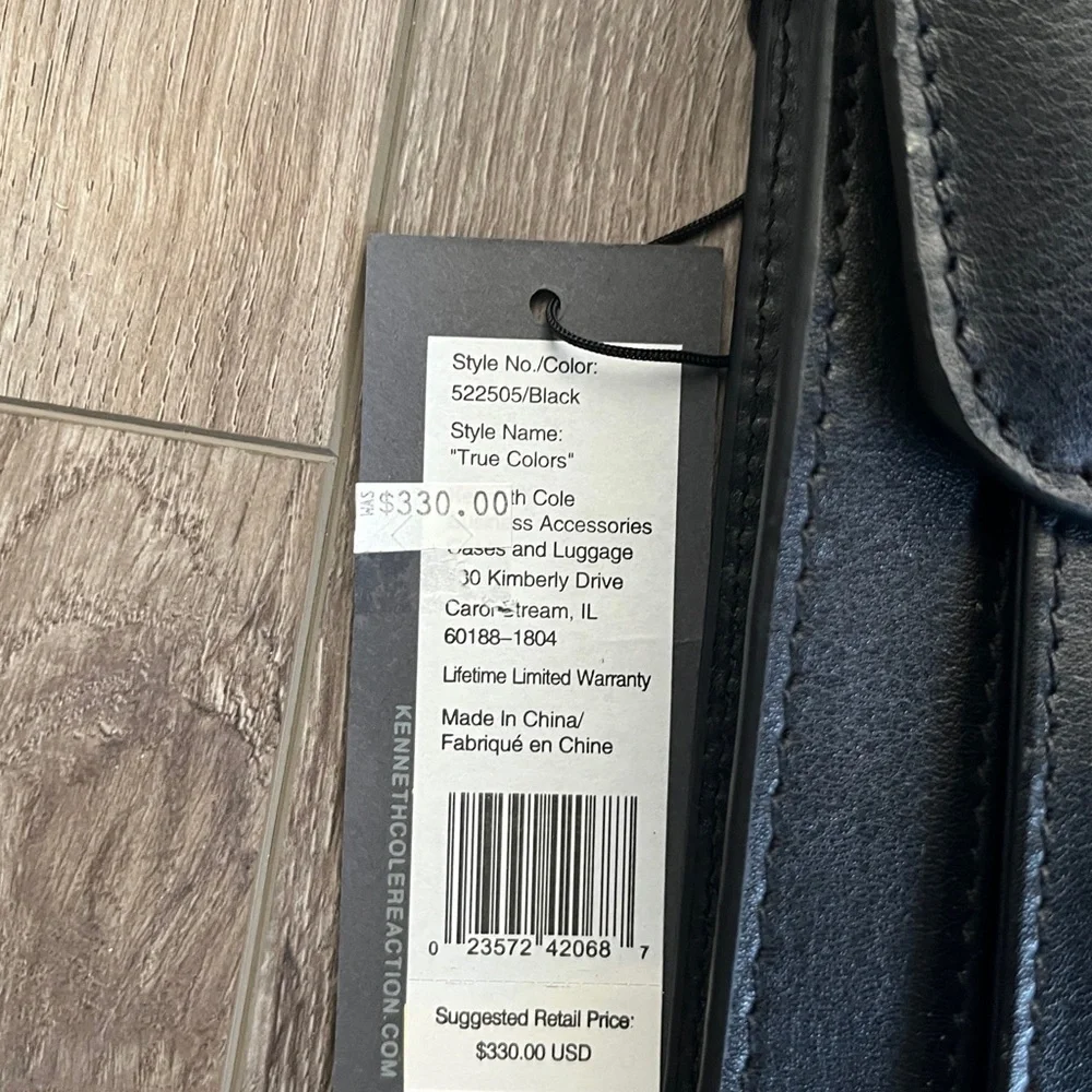 Kenneth Cole Reaction Leather Classic Black Porfolio/Briefcase